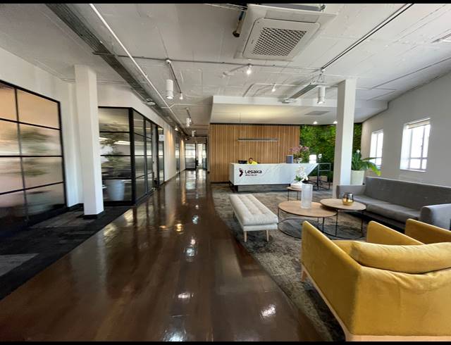 2,213.50M² OFFICE TO LET IN BRYANSTON